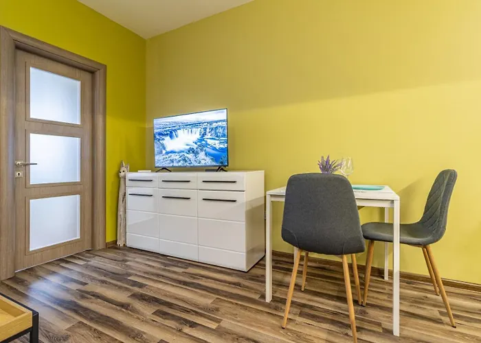 20th One Bedroom - Private Parking Included ソフィア