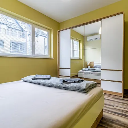 20th One Bedroom - Private Parking Included